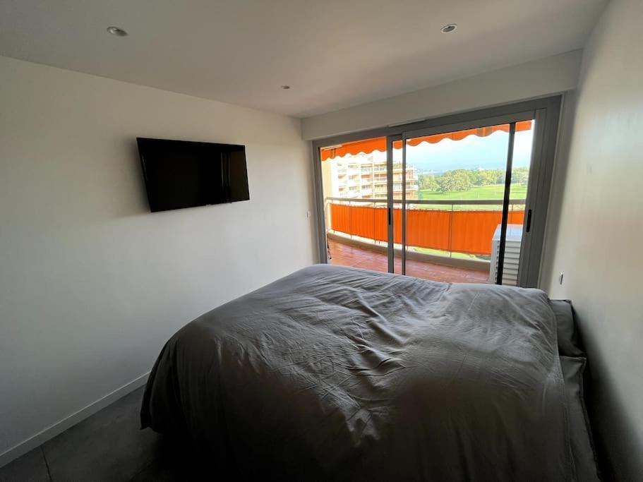 Appartement 2 Pieces Vue Mer, A Proximite De Tout Mandelieu エクステリア 写真